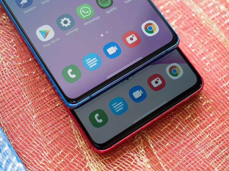 Samsung Galaxy S10 Lite vs. Galaxy Note 10 Lite