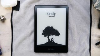 PC/タブレット 電子ブックリーダー Amazon Kindle Paperwhite Signature Editon review: What does $50 