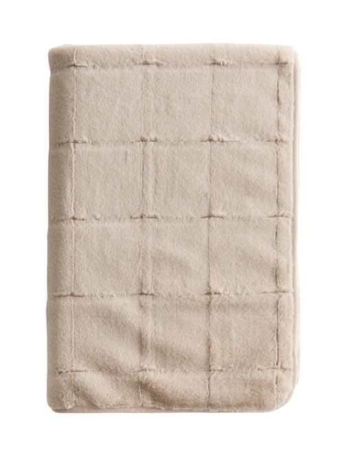 Fluffy Bed Throw