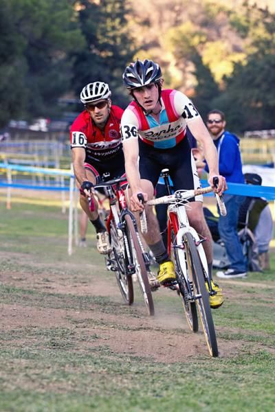 Zach McDonald (Rapha - Focus) leads Sid Tablerlay (Sho-Air/Specialized).