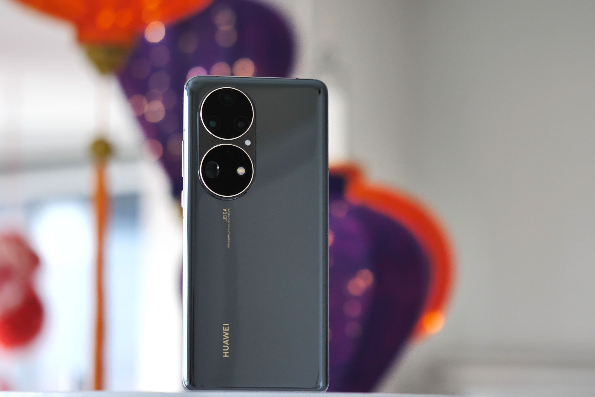 HUAWEI P50 Pro review: Curated hardware, callous software