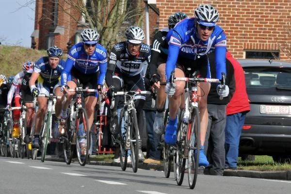 Quick Step hold court in Omloop Het Nieuwsblad