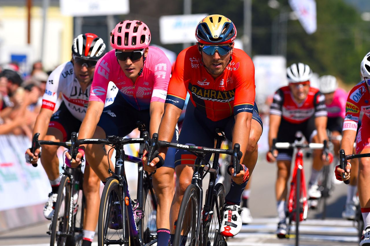 Sonny Colbrelli leads the bunch home but it's for second palce