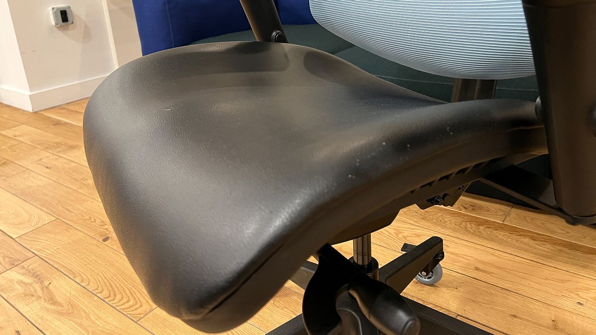 Mavix M9 gaming chair