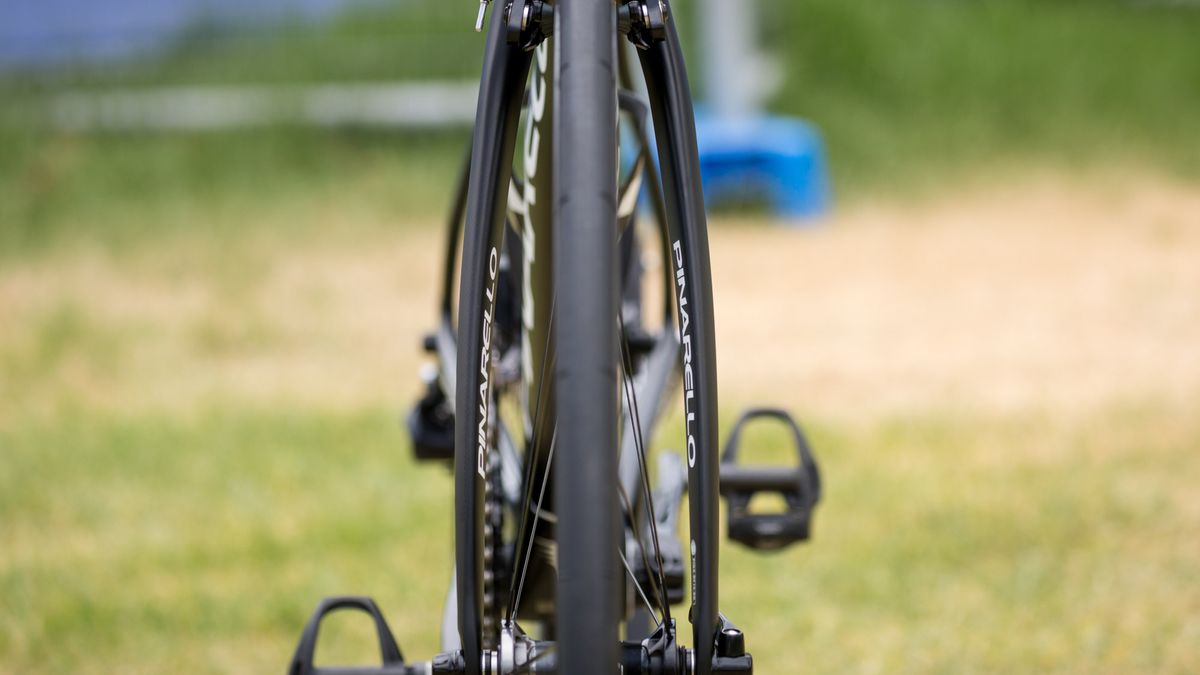 A look at the front profile of Bernal's Pinarello Dogma F10