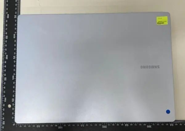 Samsung Galaxy Book4 Edge