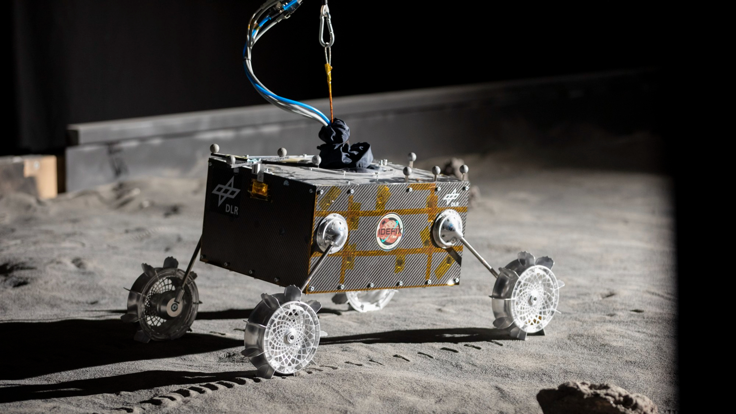 A photo of a replica of the IDEFIX rover being tested in a lab