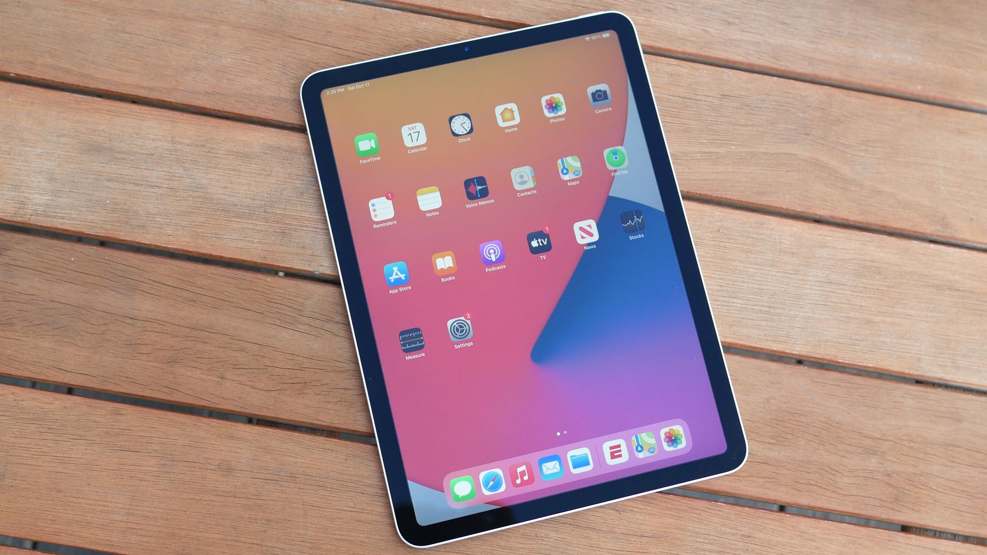 Apple Reportedly Confirms Oled Ipad By 2022 — But Only For Some Models Laptop Mag 