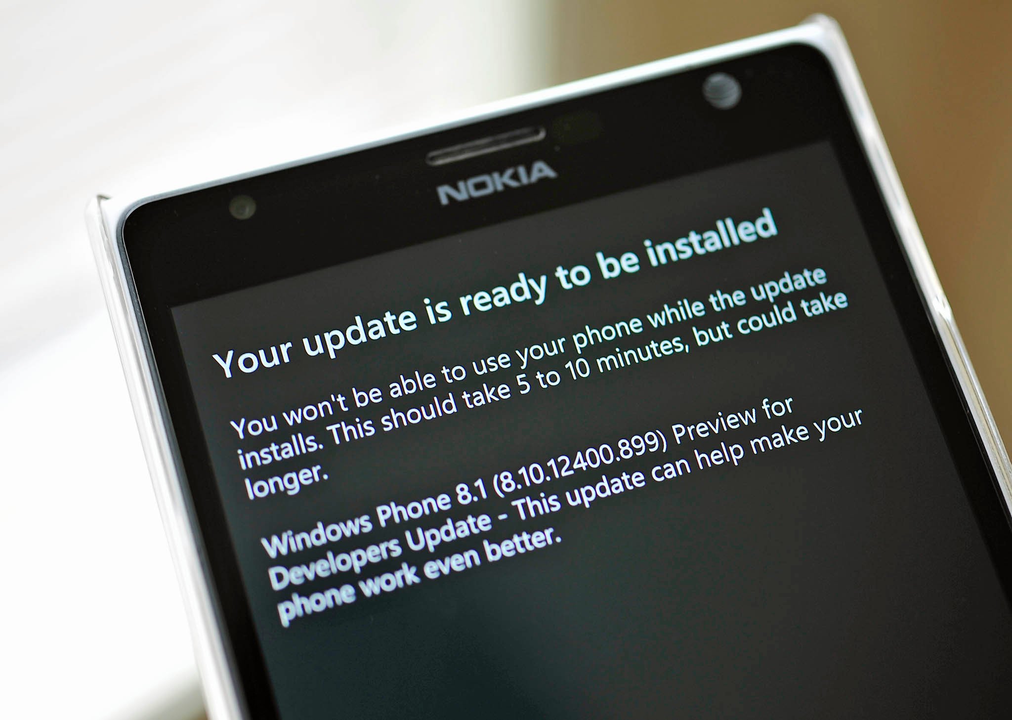 Windows Phone 8.1. Windows Phone 8.1 developer Preview. Телефон updating