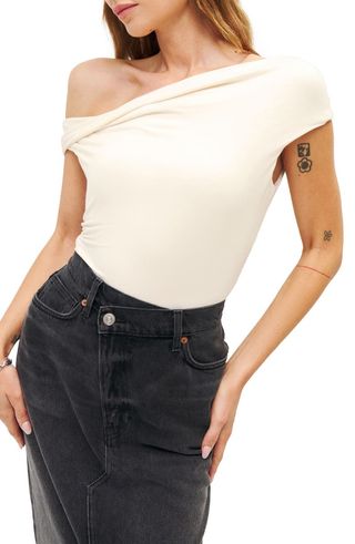Cello One-Shoulder Knit Top