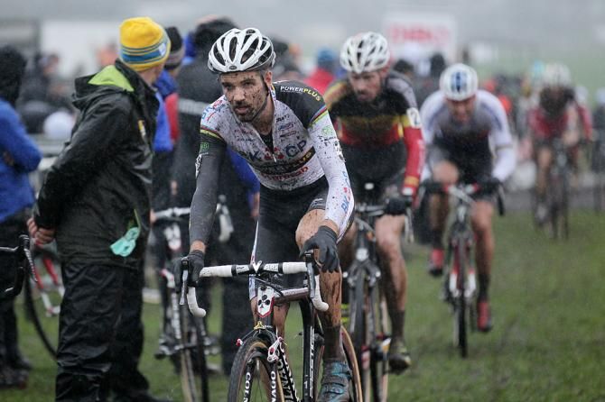 Niels Albert leads Klaas Vantornout