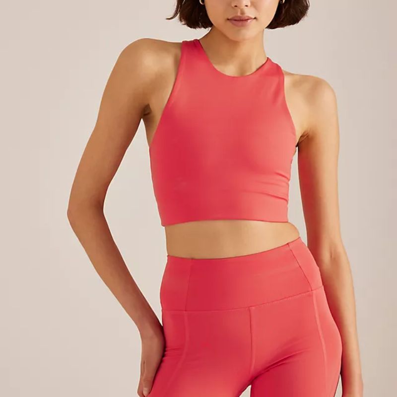 pink sports bra