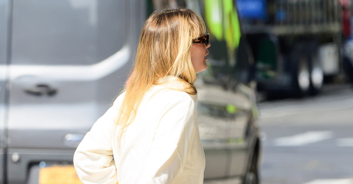 I'm Calling It Now: The Coolest Fall Denim Outfits Won't Include Black *or* Blue Jeans