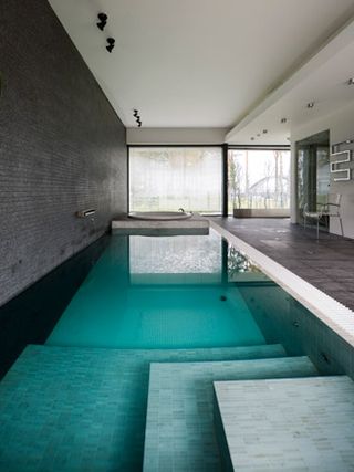 Swimming pool in a Villa in Merirahu