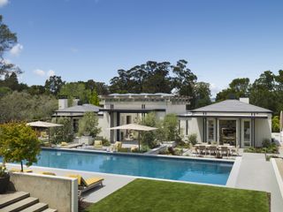 Architect Richard Beard is a San Francisco based architect with projects across Northern California including Napa County