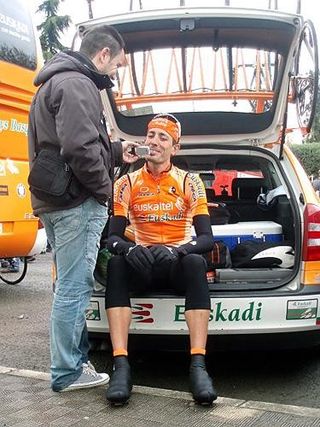 Mikel Astarloza Chaurreau (Euskaltel - Euskadi) interviewed at the Vuelta al País Vasco