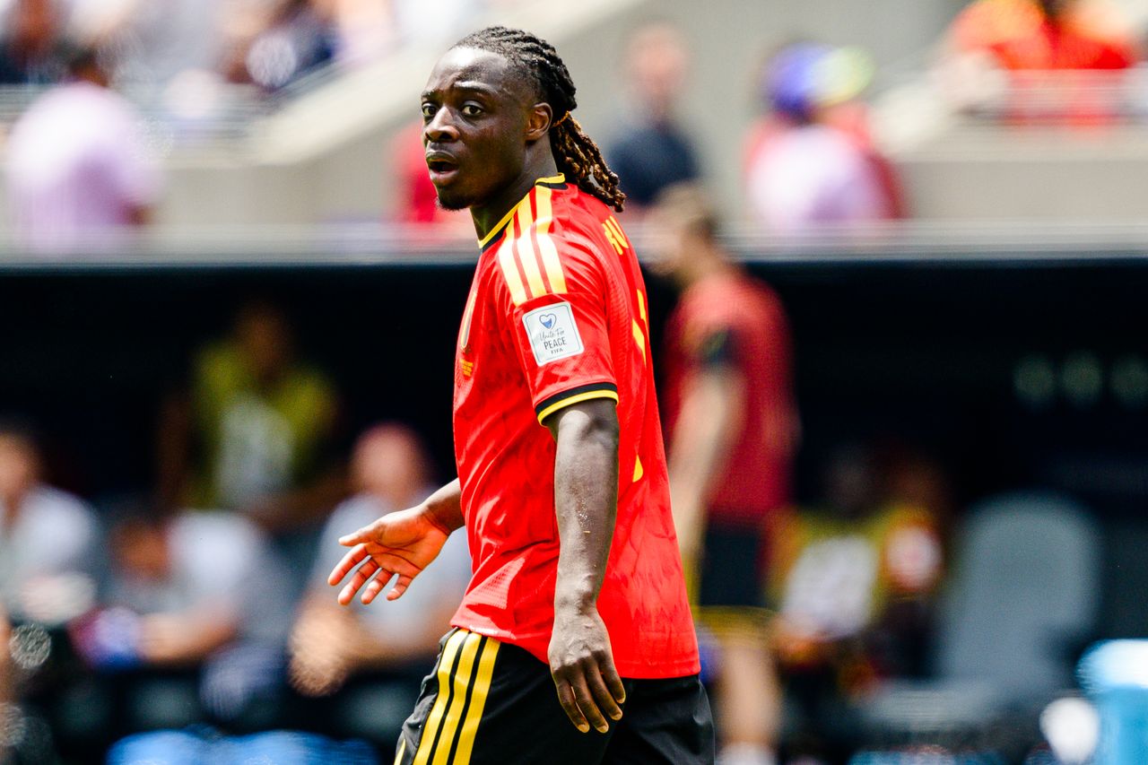 Who are the ITV commentators and pundits for Belgium vs Iran?