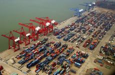 Xiamen Port China, Chinese wine shipments