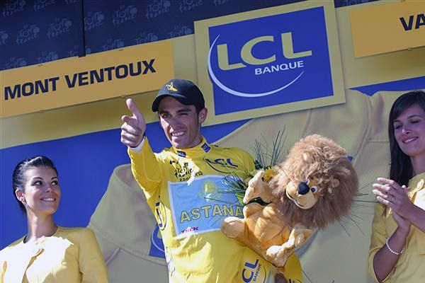 Alberto Contador (Astana) shows how he might end the Tour de France with a bang.