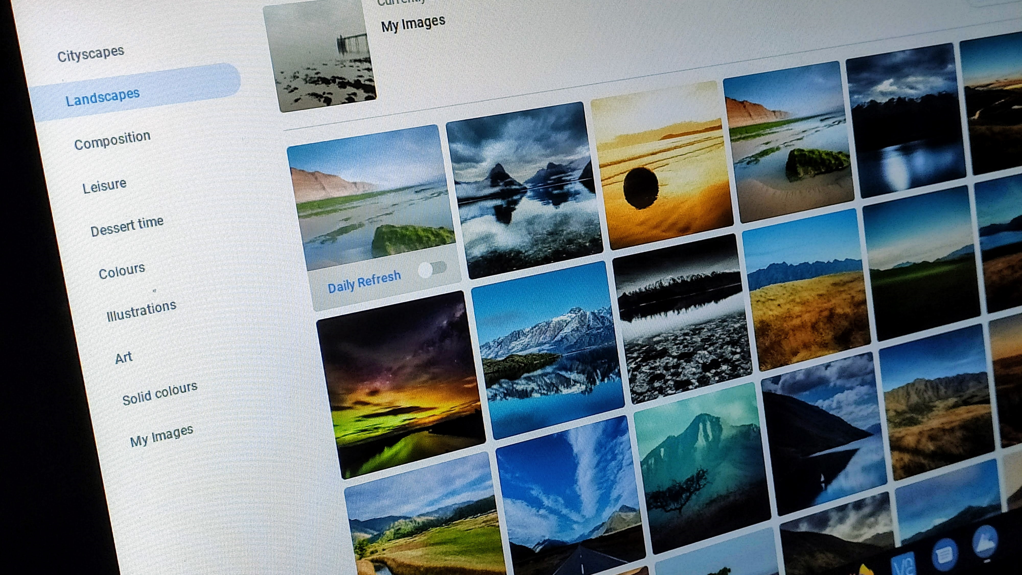 You can Soon Set Different Wallpapers to Active Desks on Your Chromebook -  Chrome Story