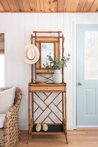 small entryway styling with hall tree by Tiffany Leigh Design