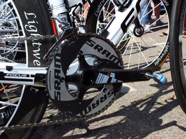This SRAM chainring is normally used only for time trials but some Milram riders are using them on the road, too.