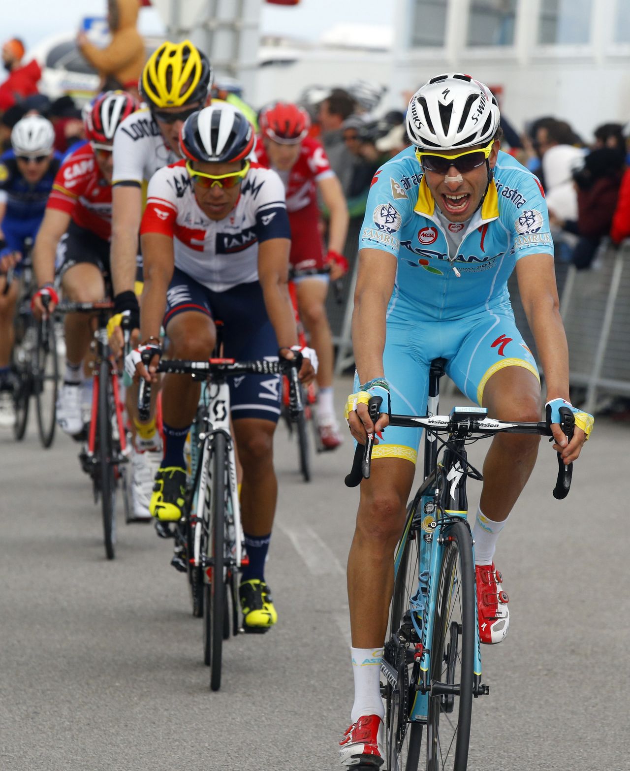 Fabio Aru (Astana) lost 15 seconds on the stage