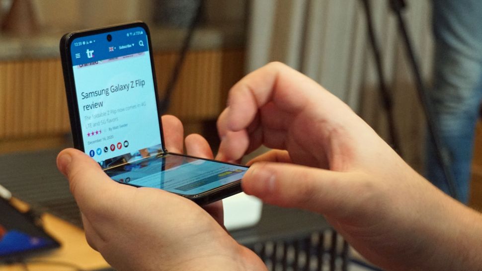 Samsung Galaxy Z Flip 4 vs Galaxy Z Flip 3 TechRadar