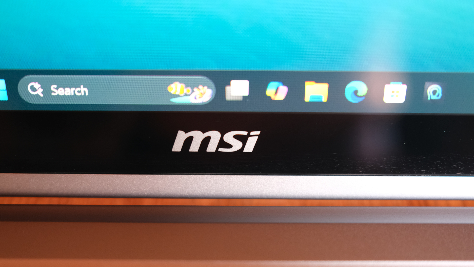 MSI Prestige 14 Flip AI+ review