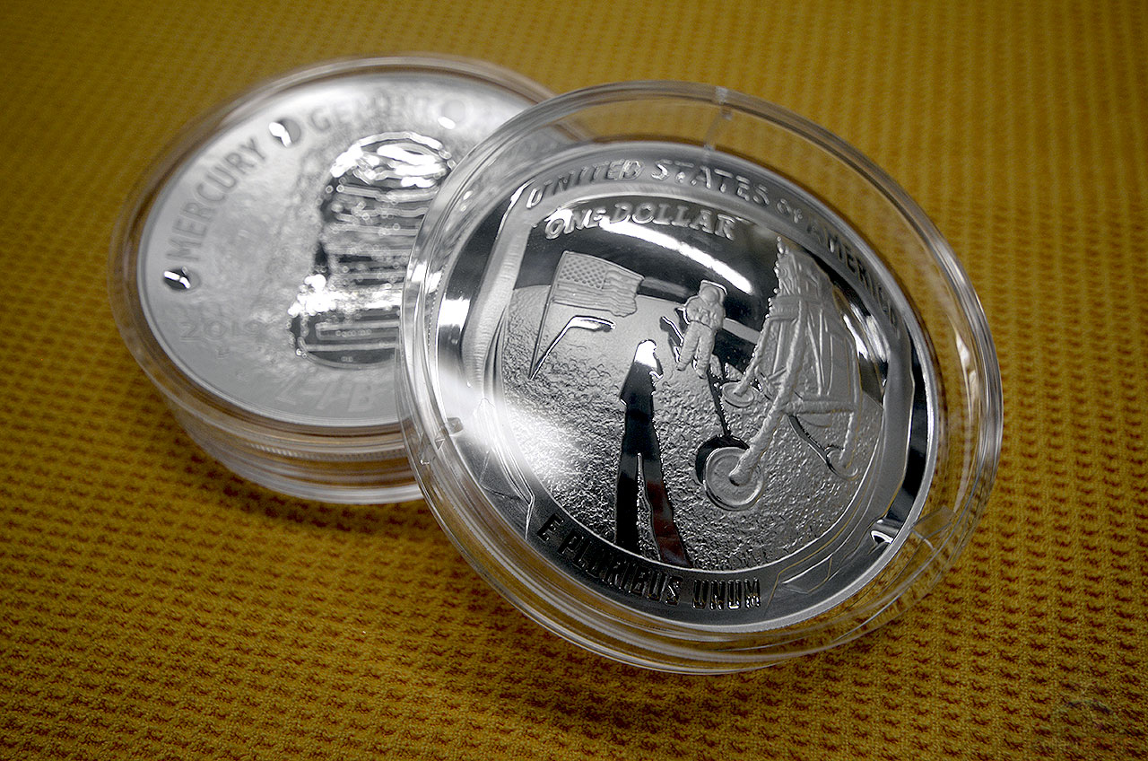 mint apollo 11 50th coins first strike