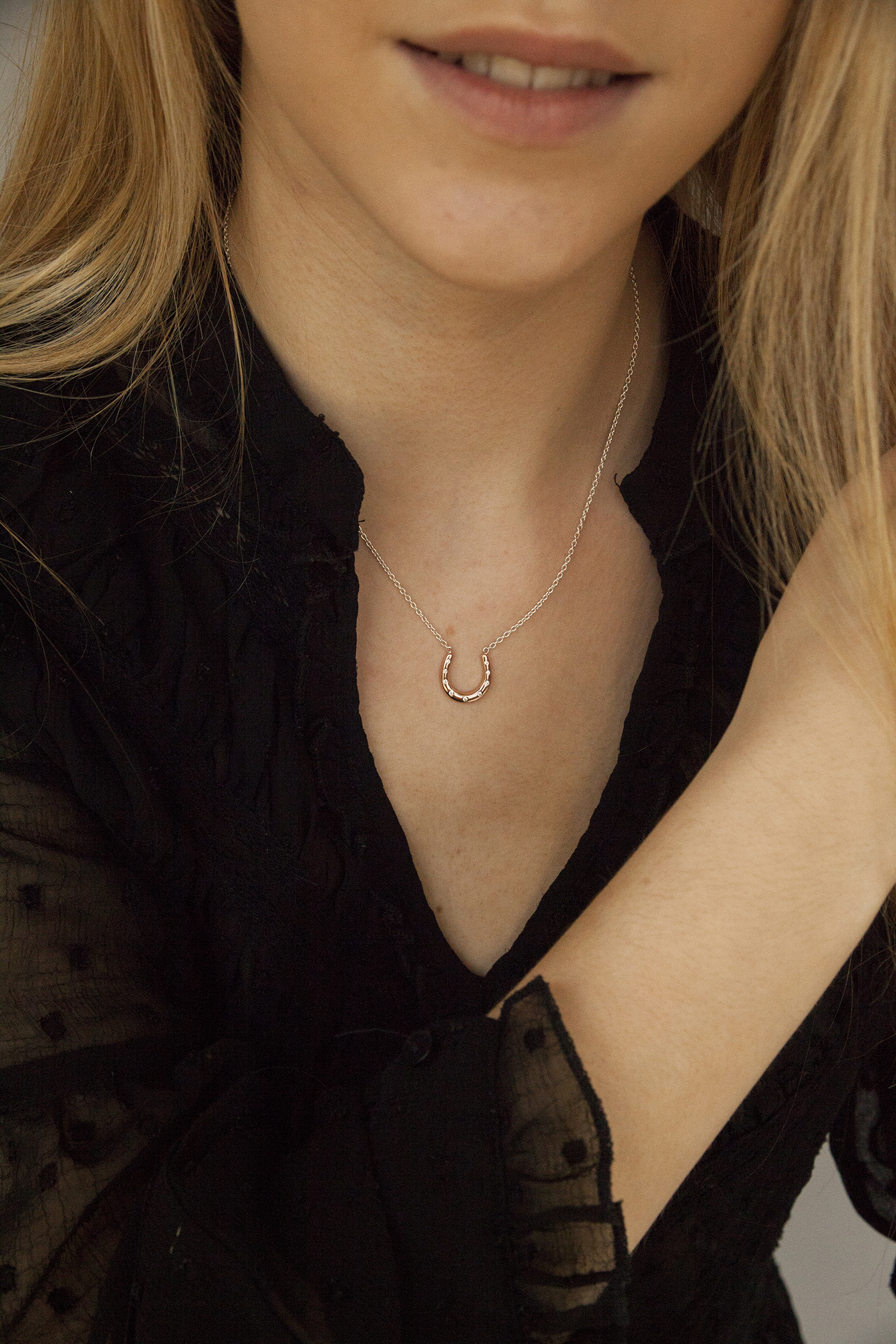 RG Horsshoe Necklace