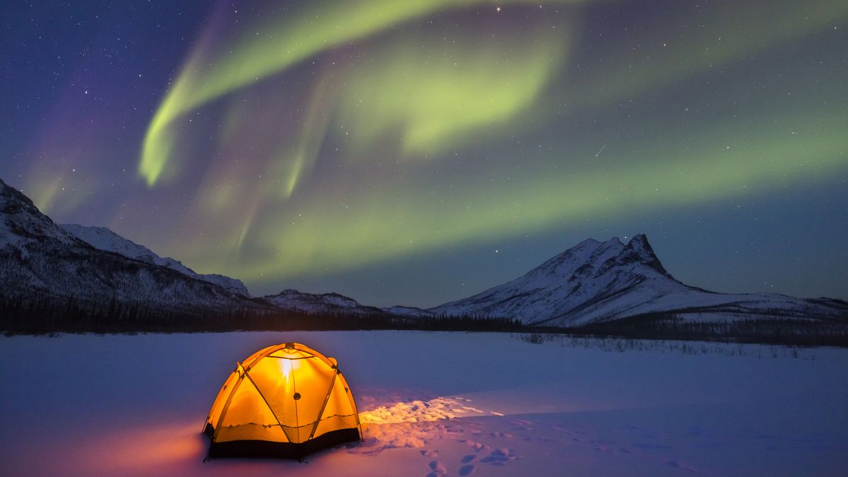 What is the Aurora Borealis? Our guide to the magical phenomenon | Advnture