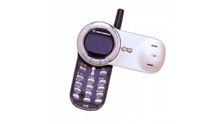 Motorola V70