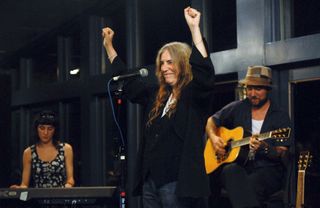 Patti Smith with kids