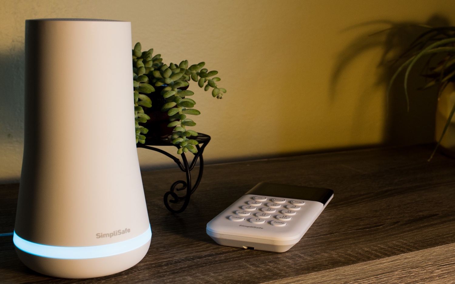 Simplisafe best sale cellular connection