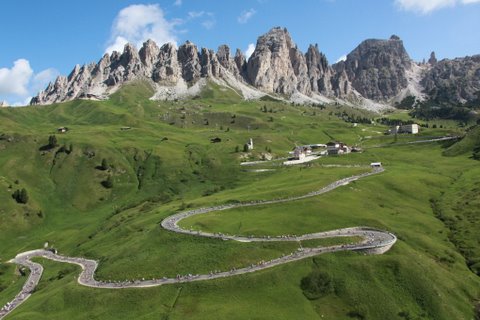 250 Brits Brave Maratona Dles Dolomites Cycling Weekly