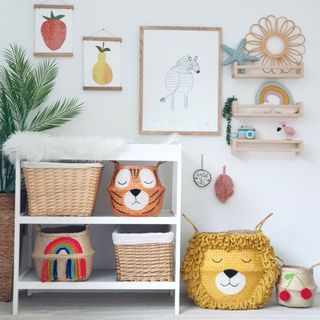 Animal-themed baskets in a kids bedroom