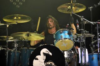 Dave Grohl onstage with Them Crooked Vultures