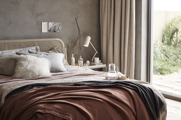 The Best Bed Sales Shop The Best Deals From All Of Our Fave