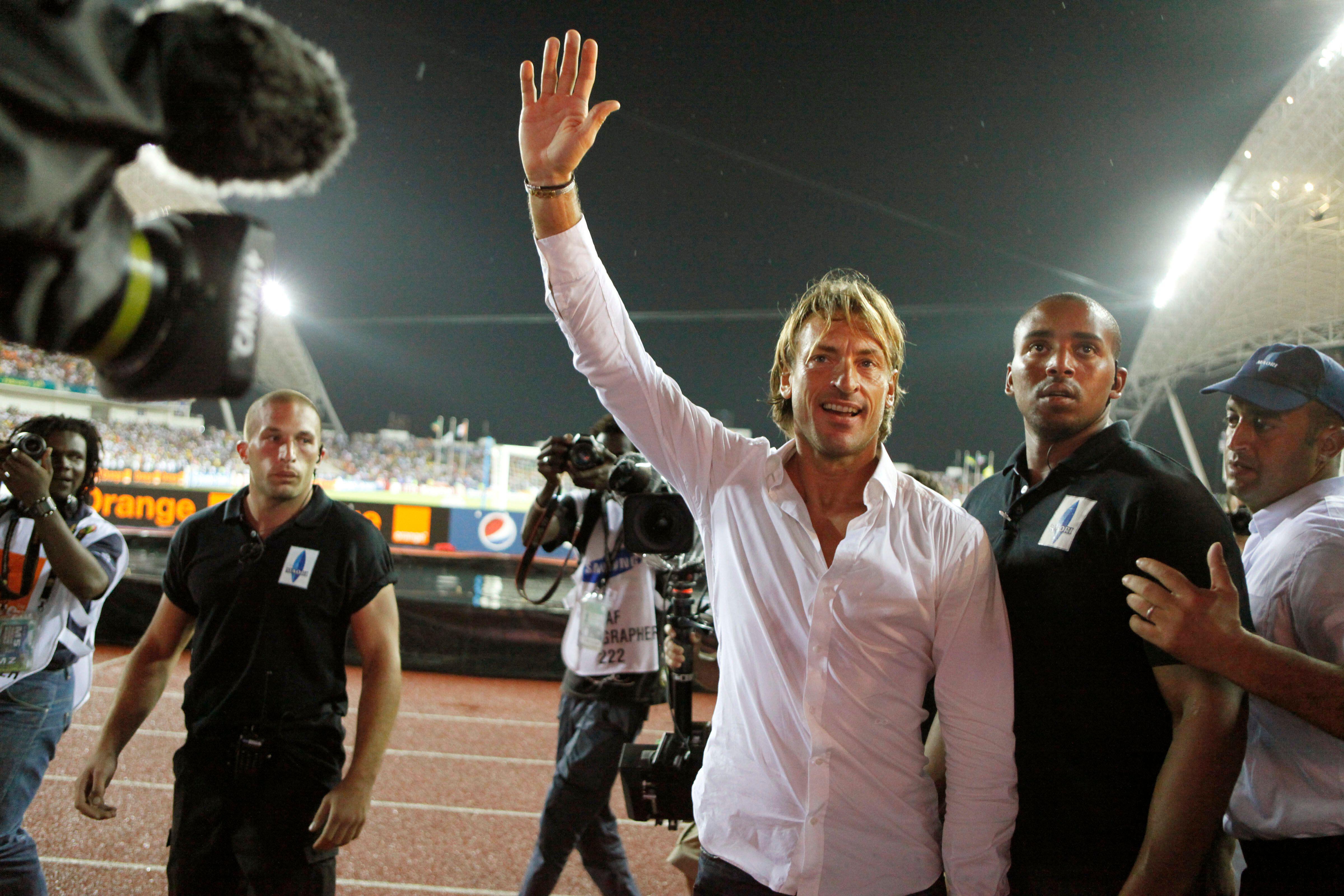 Herve Renard waves to Zambia fans after victory over the Ivory Coast in the 2012 Africa Cup of Nations final