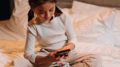 Kids are losing sleep from social media, sleep and wellness tips