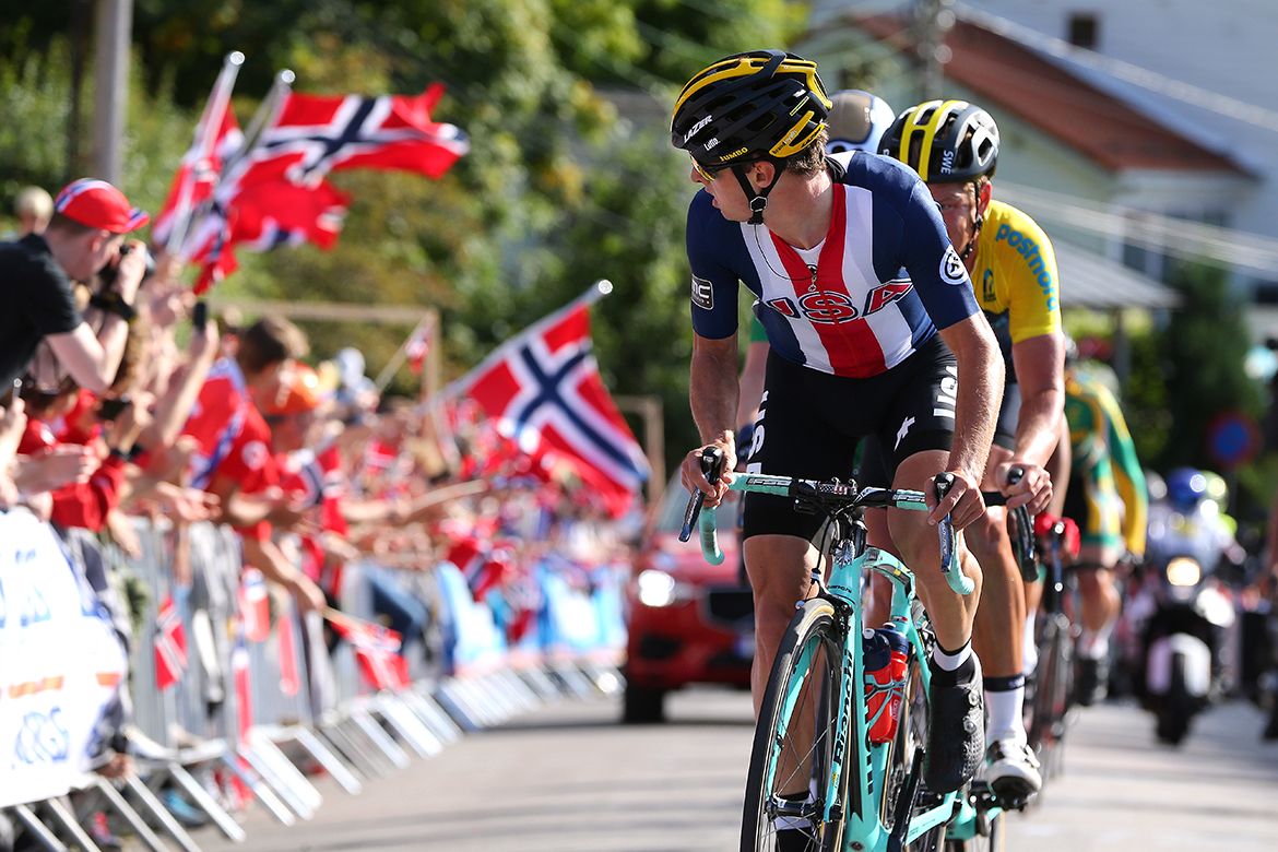 Alexey Vermeulen (USA) in the early breakaway at Worlds