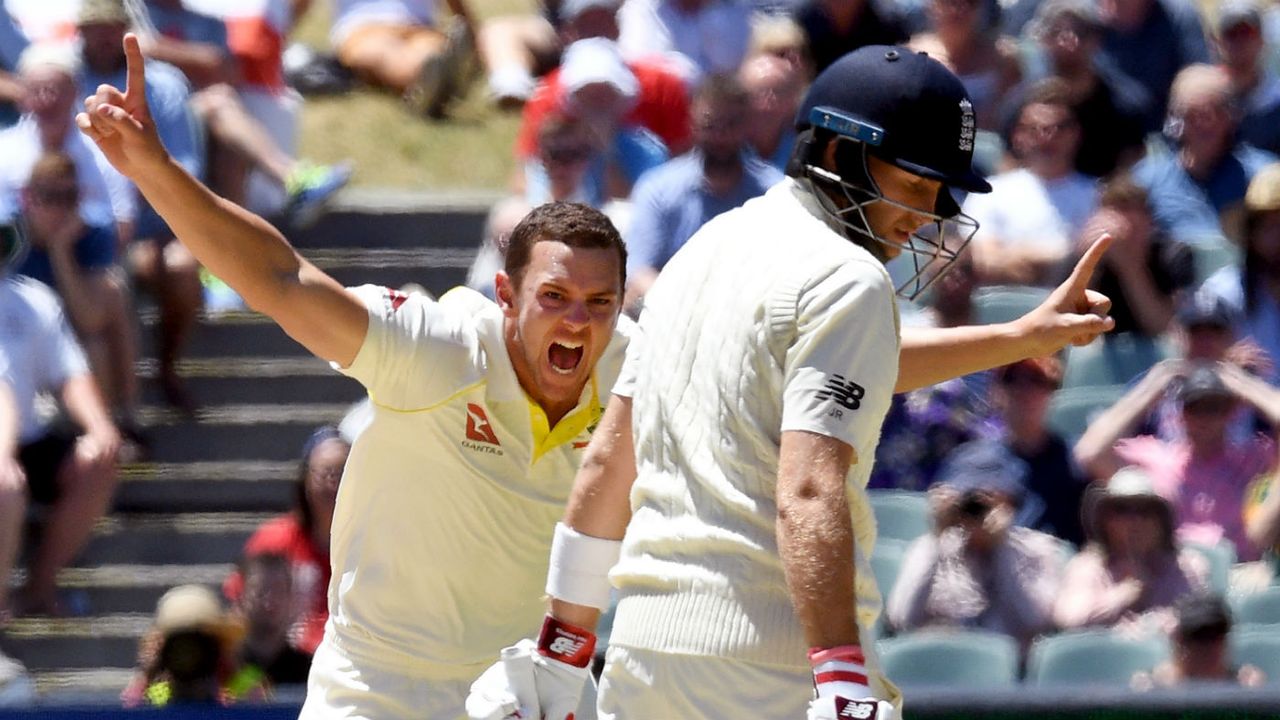 Josh Hazlewood Chris Woakes Ashes cricket