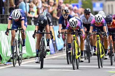 MerXem Classic 2022 Merksem Merksem 1146 km 21082022 Eleonora Camilla Gasparrini ITA Valcar Travel Service Megan Jastrab USA Team DSM Silvia Persico ITA Valcar Travel Service photo Gregory Van GansenPNSprintCyclingAgency2022