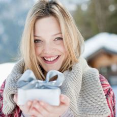 Smile, Lip, Winter, Textile, Happy, Facial expression, Street fashion, Tooth, Beauty, Youth, 