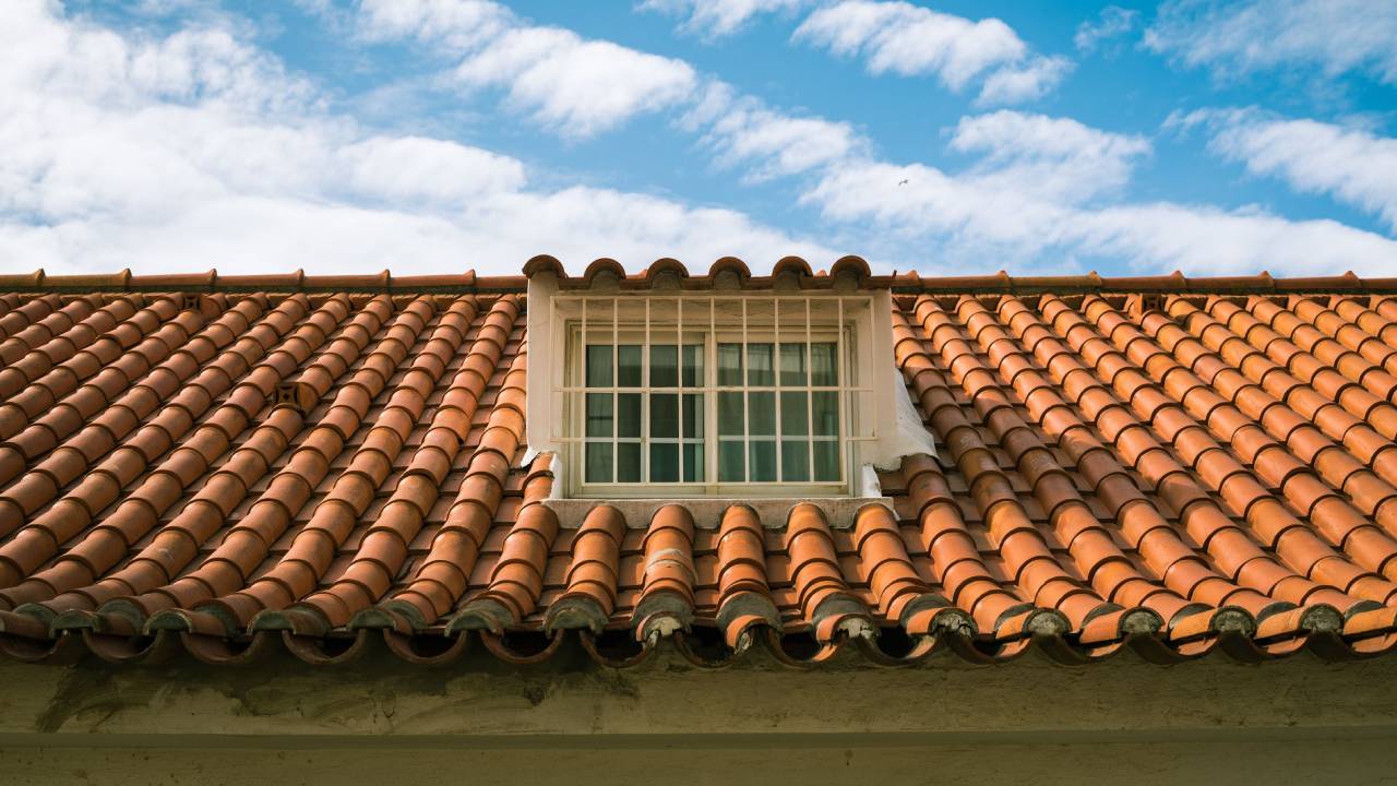 Roof tiles