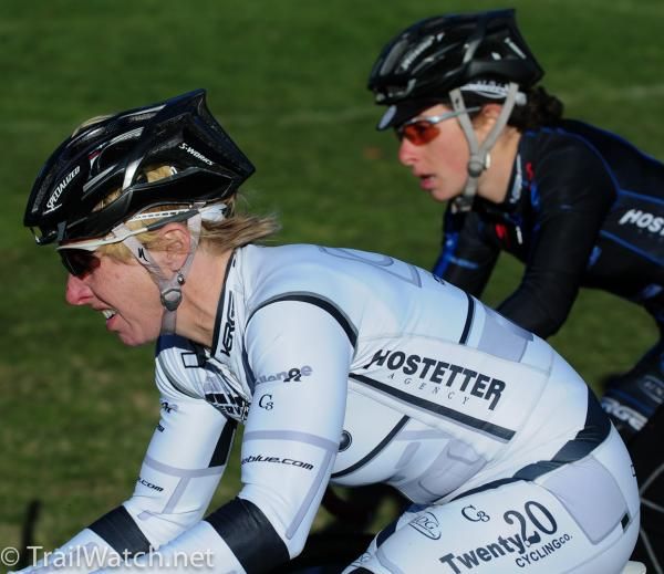 Laura Van Gilder (C3 Athletes Serving Athletes) leads out the elite women