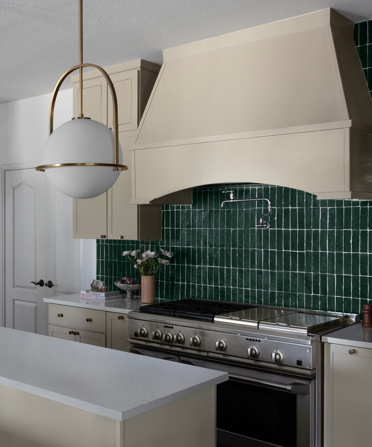 Dark green kitchen ideas: 7 ways to style this timeless color | Homes ...