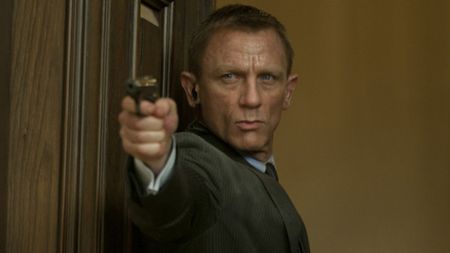 160913_daniel_craig_as_james_bond.jpg