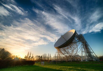 jodrell_bank_observatory.jpg